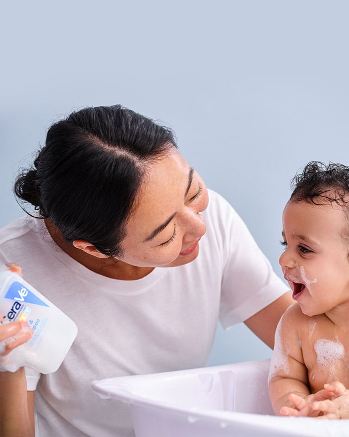 duan_angel_jonathan_washing_059_em3-700x875-1.jpg